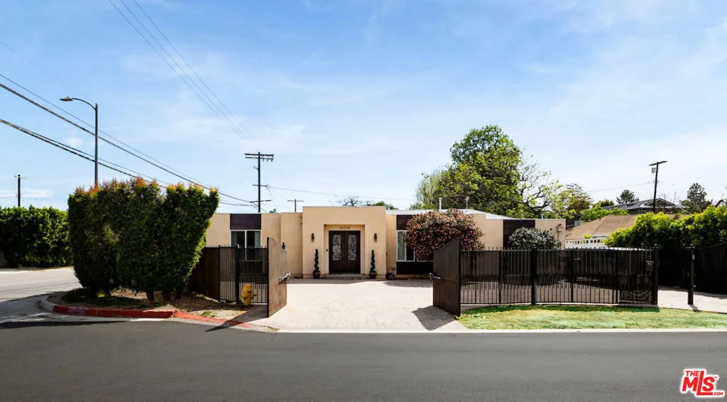 12504 Kling Street, Studio City, California 91604 home-pic-20